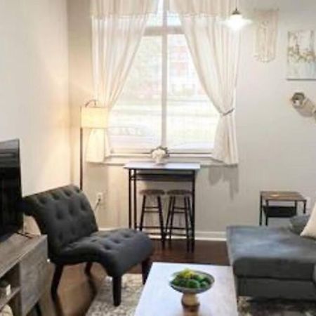 Townhouse In Uptown King Bed-Wi-Fi-Free Parking-Pool Apartment Charlotte Ngoại thất bức ảnh