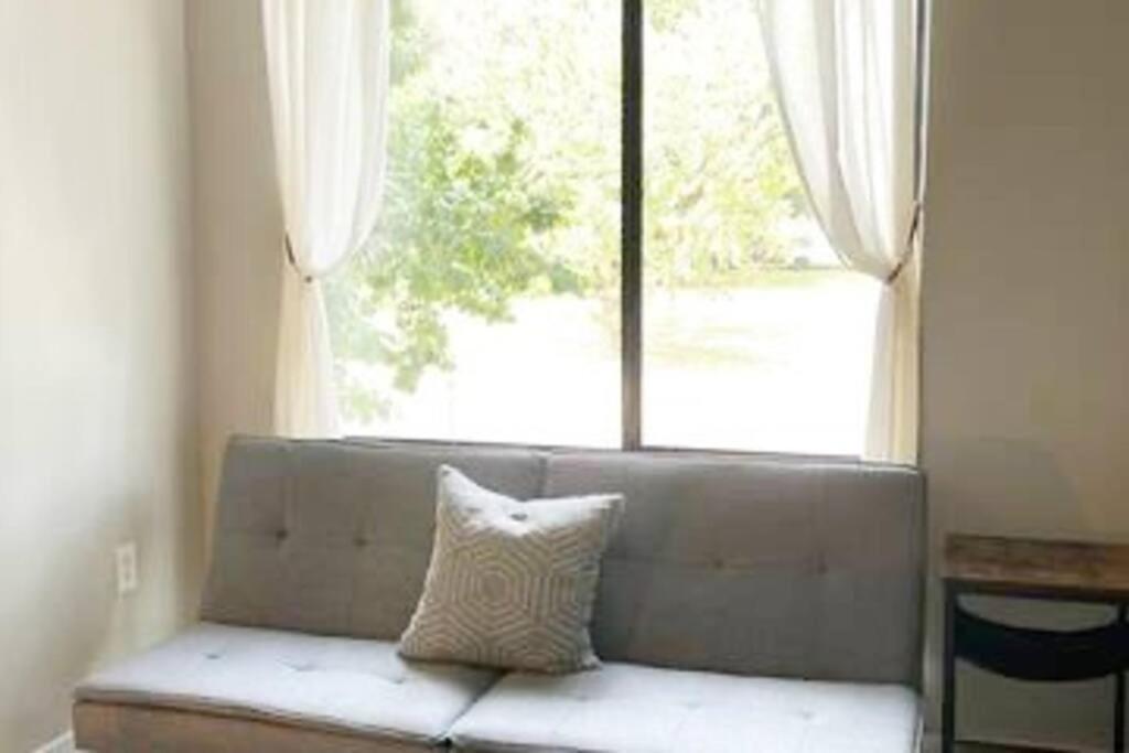 Townhouse In Uptown King Bed-Wi-Fi-Free Parking-Pool Apartment Charlotte Ngoại thất bức ảnh