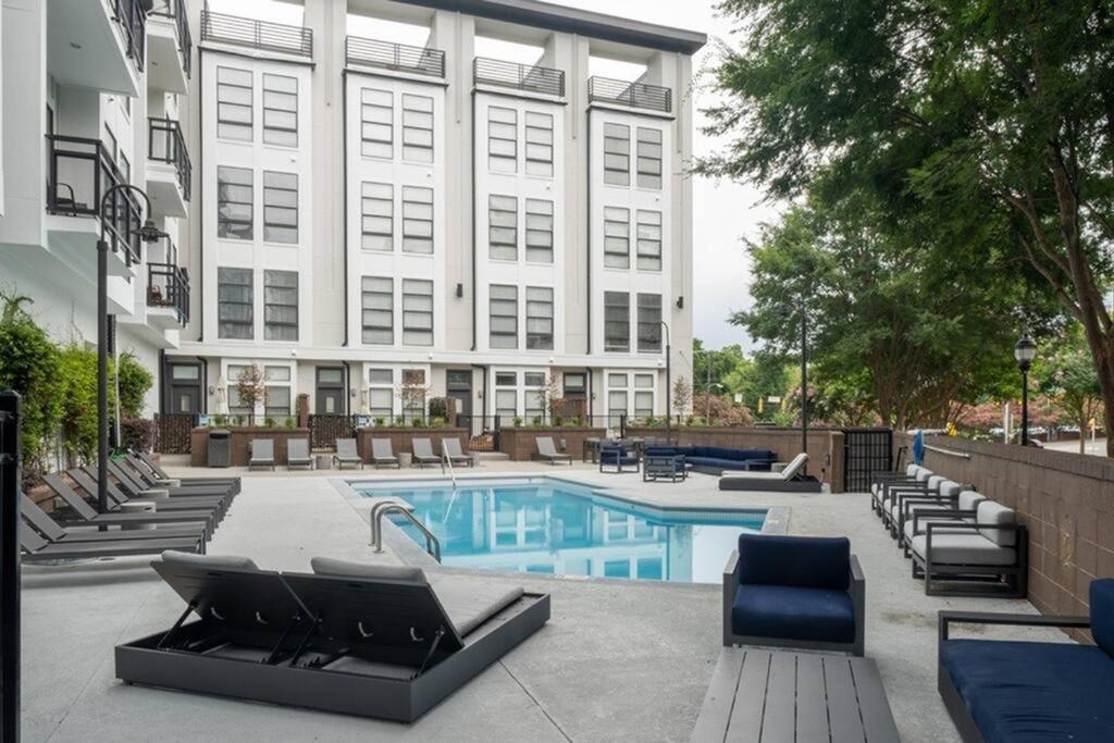 Townhouse In Uptown King Bed-Wi-Fi-Free Parking-Pool Apartment Charlotte Ngoại thất bức ảnh